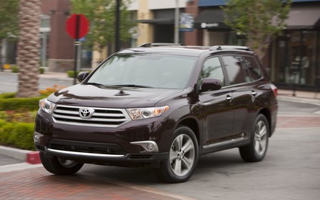 Toyota Highlander против Toyota Venza: когда одной Camry мало