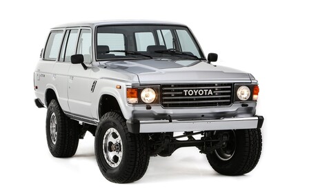 Toyota показала класичний позашляховик із сучасним мотором