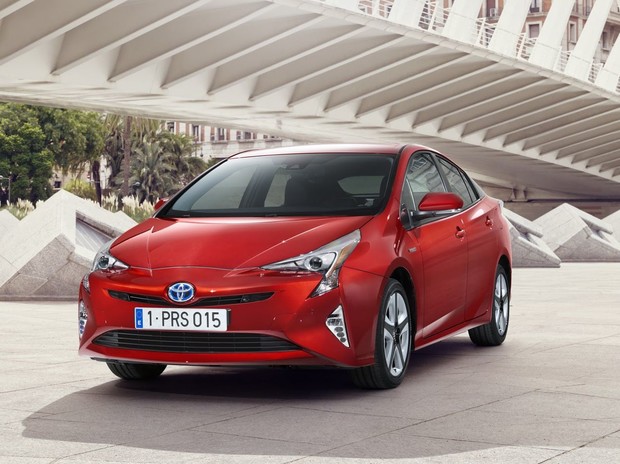 Toyota представила новое поколение гибрида Prius