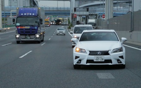 Toyota провела испытания автопилота