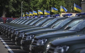 Украинские пограничники получили новые Volkswagen Amarok от Евросоюза