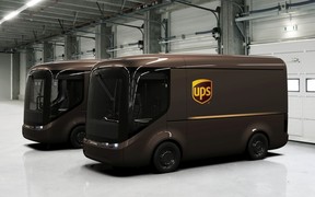 UPS переходит на электромобили