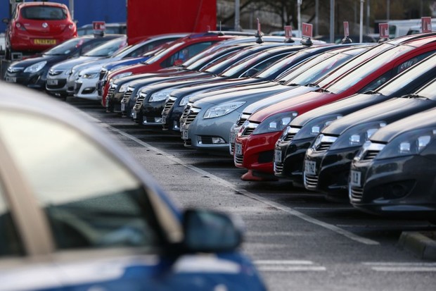В августе продажи новых авто увеличились на 63%
