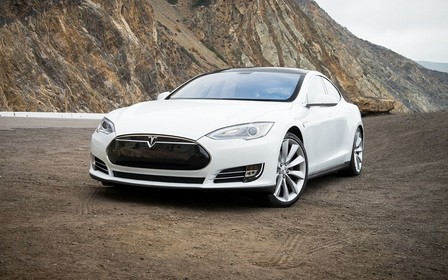 В Германии нашли Tesla Model S с пробегом в 900 000 км