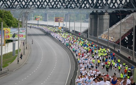 В Киеве перекрывают центральные улицы из-за полумарафона