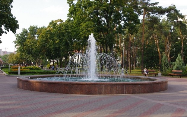 В киевских парках собираются убрать объекты торговли