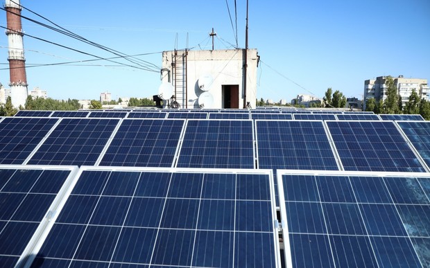 В Одессе начали устанавливать солнечные батареи на многоэтажках