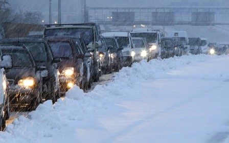 В ряде областей Украины из-за снежных заносов ограничено движение транспорта. ОБНОВЛЯЕТСЯ