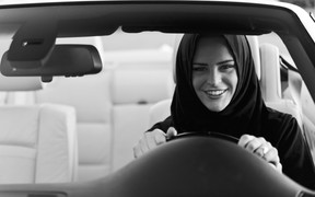 В Саудовской Аравии предложили разрешить водить женщинам