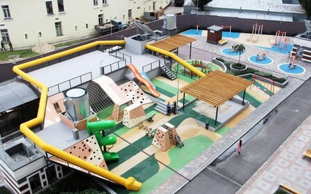 В столичных ЖК «Герцен Парк» и «Аристократ» появились нестандартные детские площадки