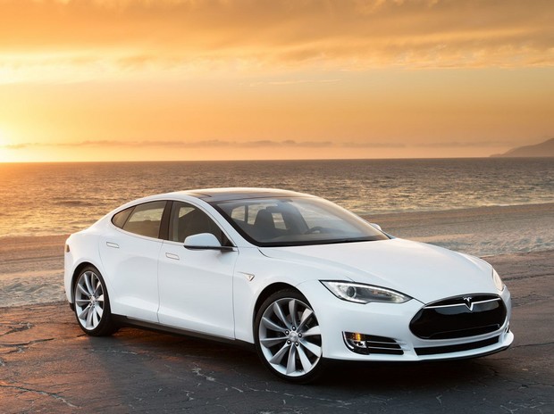 В Tesla преувеличивали мощность Model S P85D