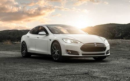 В Tesla займутся беспилотниками