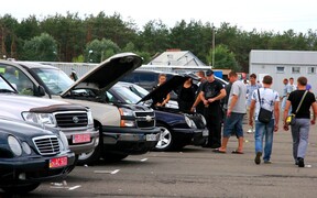 В Украине сократился рынок б/у авто 