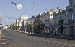 У Вінниці вимагають не зносити старовинний будинок