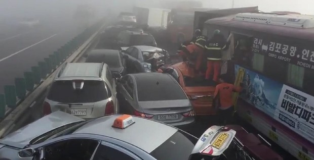 В Южной Корее массовая авария. ДТП из 100 машин