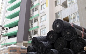 В ЖК «Харьковский» заканчивают установку окон