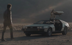 Видео: DeLorean DMC-12 возвращается!