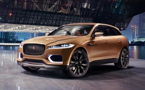 Видео: Кроссовер Jaguar F-Pace в деталях