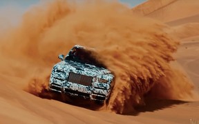 Видео: кроссовер Rolls-Royce Cullinan покоряет пустыню