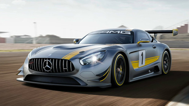 Видео: Mercedes-AMG GT облачился в гоночную форму