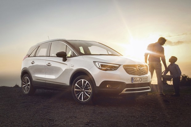 Видео: Новый кроссовер Opel Crossland X во всей красе