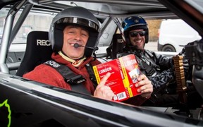 Видео: Новый ведущий Top Gear и Кен Блок устроили гонки в центре Лондона