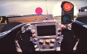 Видео: Почувствуй себя пилотом Формулы-1