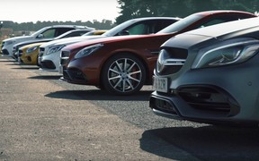 Видео: Шесть Мерседесов от AMG сразились на драге