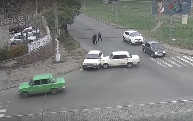 Видео: трио Лад попало в нелепое ДТП