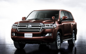 Внедорожник Toyota Land Cruiser 200 обновился