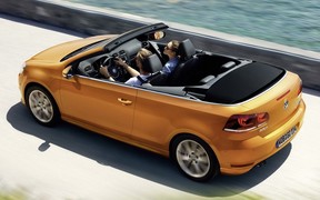 Volkswagen освежил Golf Cabriolet