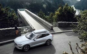 Volvo работает над конкурентом Tesla Model X