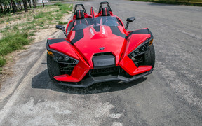 Вспомнить все. Тест-драйв Polaris Slingshot