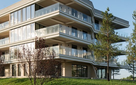 Введено в эксплуатацию первых два дома загородного комплекса Park Lake City