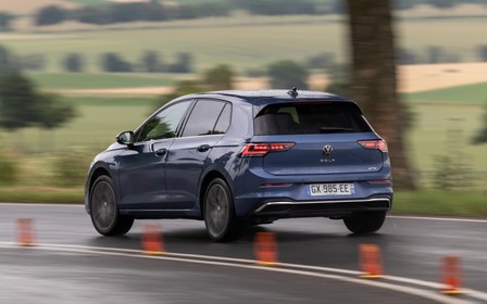 VW Golf VIII з ДВЗ випускатимуть до 2035 року за словами одного з босів компанії