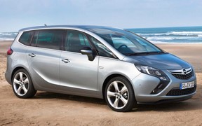 Вибираємо авто з пробігом. Opel Zafira Tourer (P12)