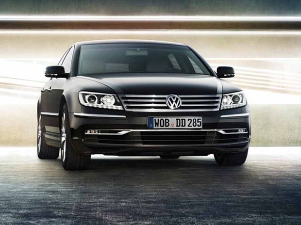 Выпуск второго поколения Volkswagen Phaeton снова отложили