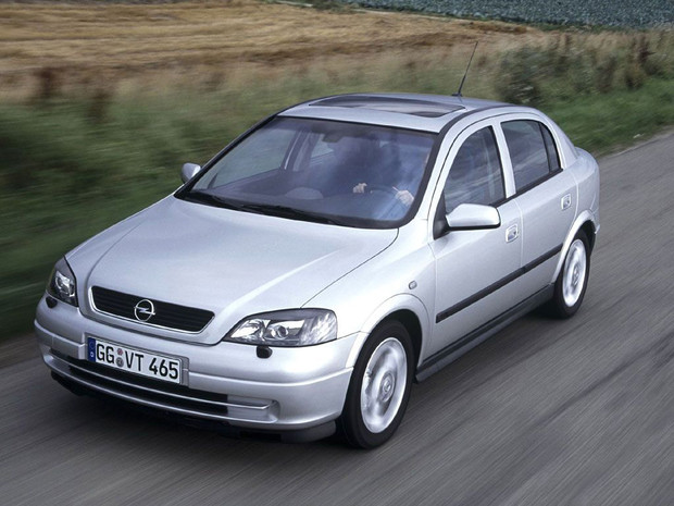 Заложники системы: Skoda Fabia против Opel Astra Classic