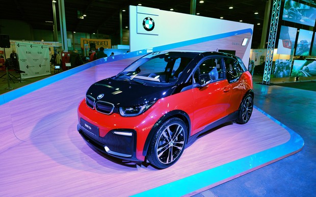 Заряженная версия BMW i3s была представлена на международной
выставке электротранспорта и гибридов Plug-In Ukraine