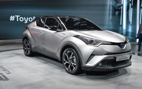 Женевский автосалон 2016: Toyota C-HR едет в Украину