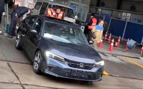 «Живе» фото наступного Honda Civic. Як вам це подобається?