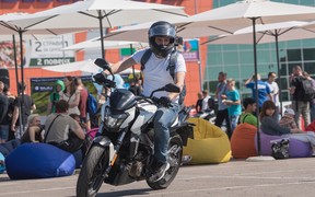 Bajaj Avenger