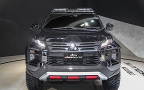 Mitsubishi Triton Absolute