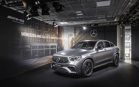 Mercedes-Benz Mercedes-Benz