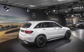 Mercedes-Benz Mercedes-Benz