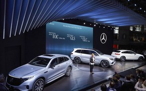 Mercedes-Benz Mercedes-Benz