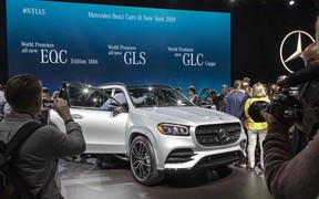Mercedes-Benz Mercedes-Benz