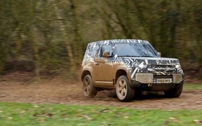 Land Rover Defender Land Rover Defender