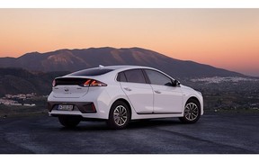 Hyundai Ioniq Hyundai Ioniq