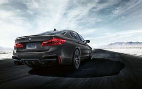 BMW M5 35 Jahre